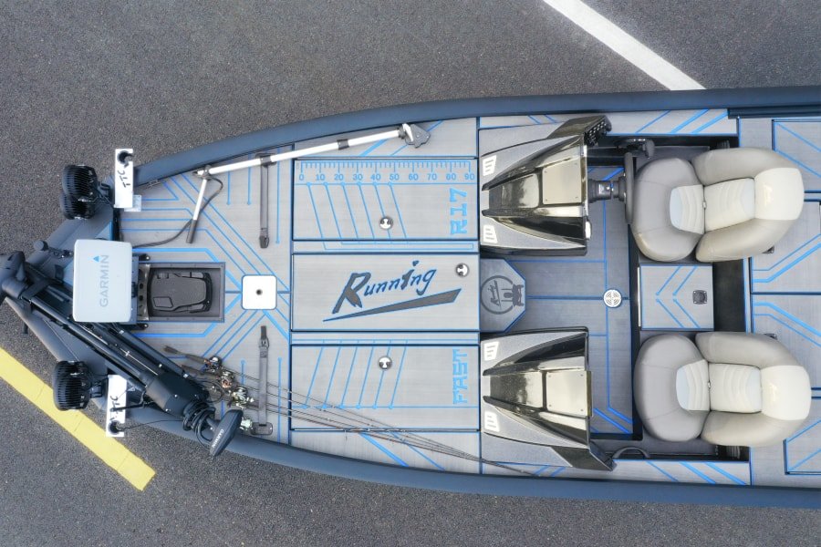 Pontoon fishing boat 497