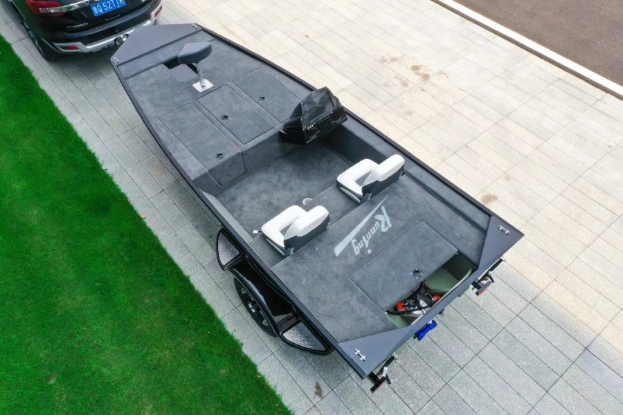 Pontoon fishing boat 498