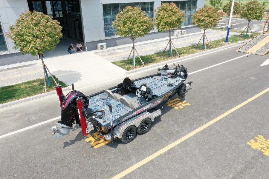 Pontoon fishing boat 499