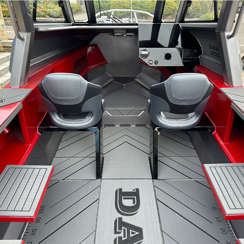 Aluminium  boat 625 Cabin craft