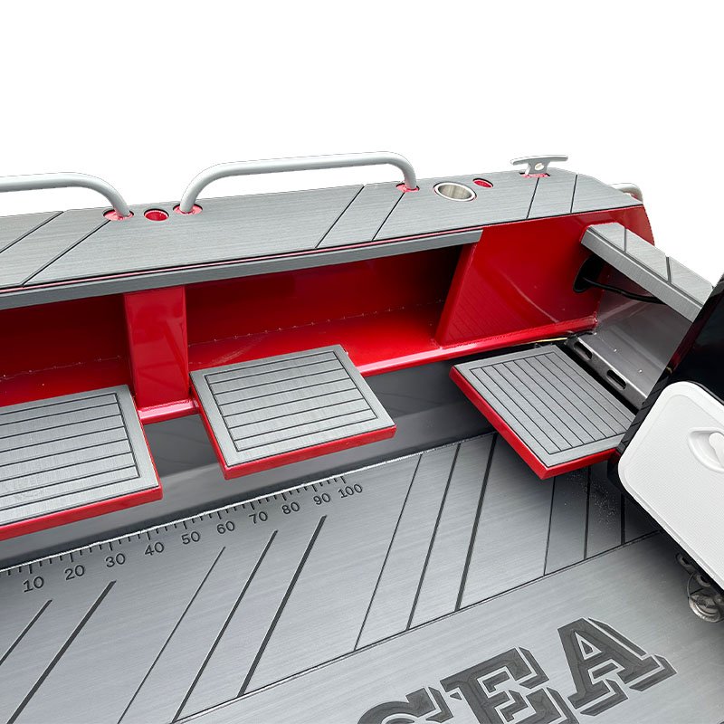 Aluminium  boat 625 Cabin craft